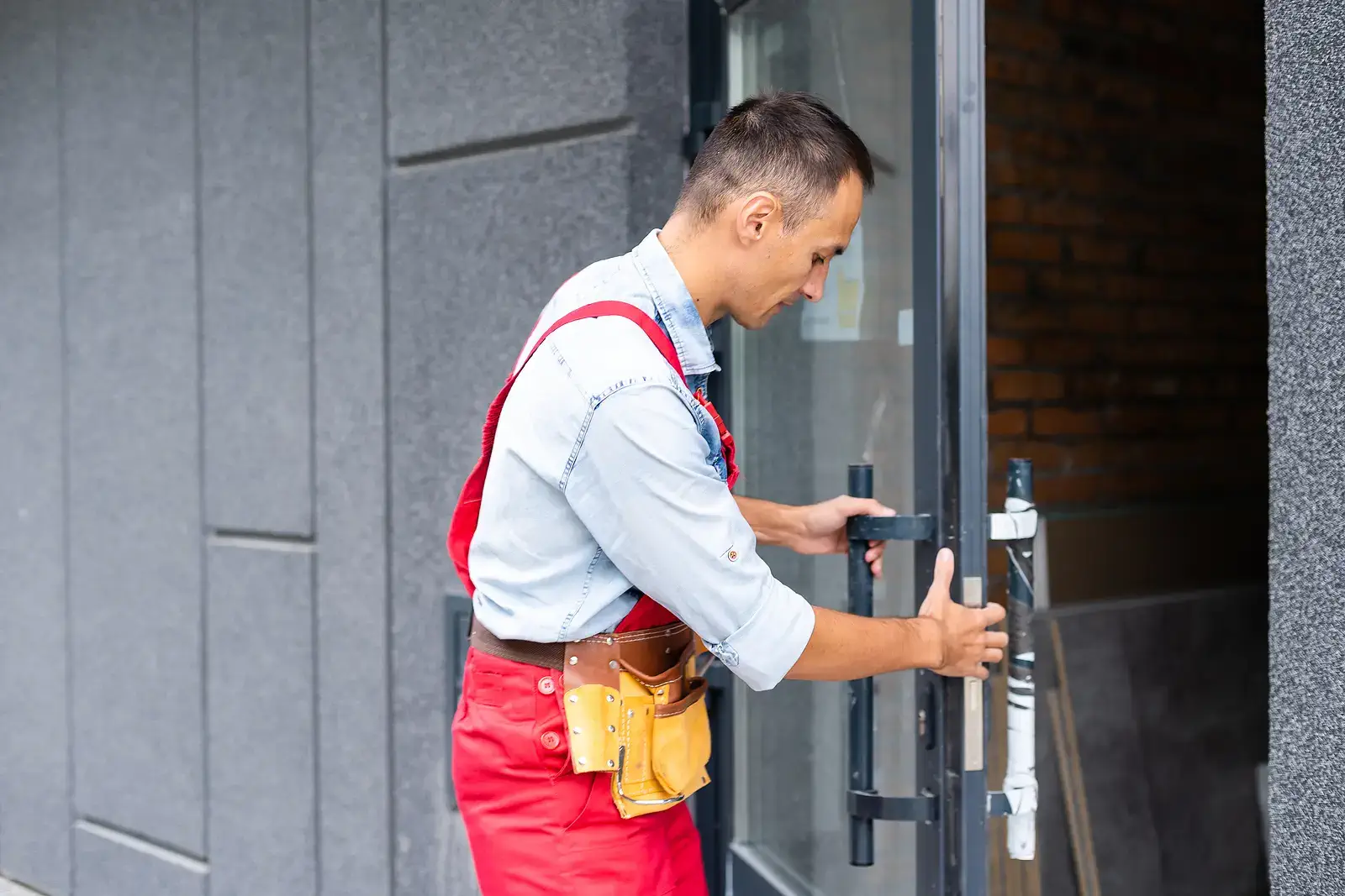 Locksmith in Rathburn Mississauga Commercial Locksmith Services in Mississauga: Secure Your Business with Confidence